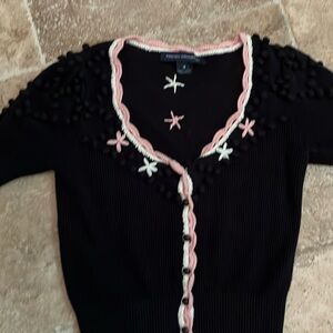 French Connection popcorn embroidered sweater medium but runs smalll